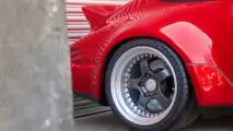 Everrati Signature Widebody auf Basis Porsche 911 (964)