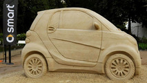 New smart fortwo sand sculpture