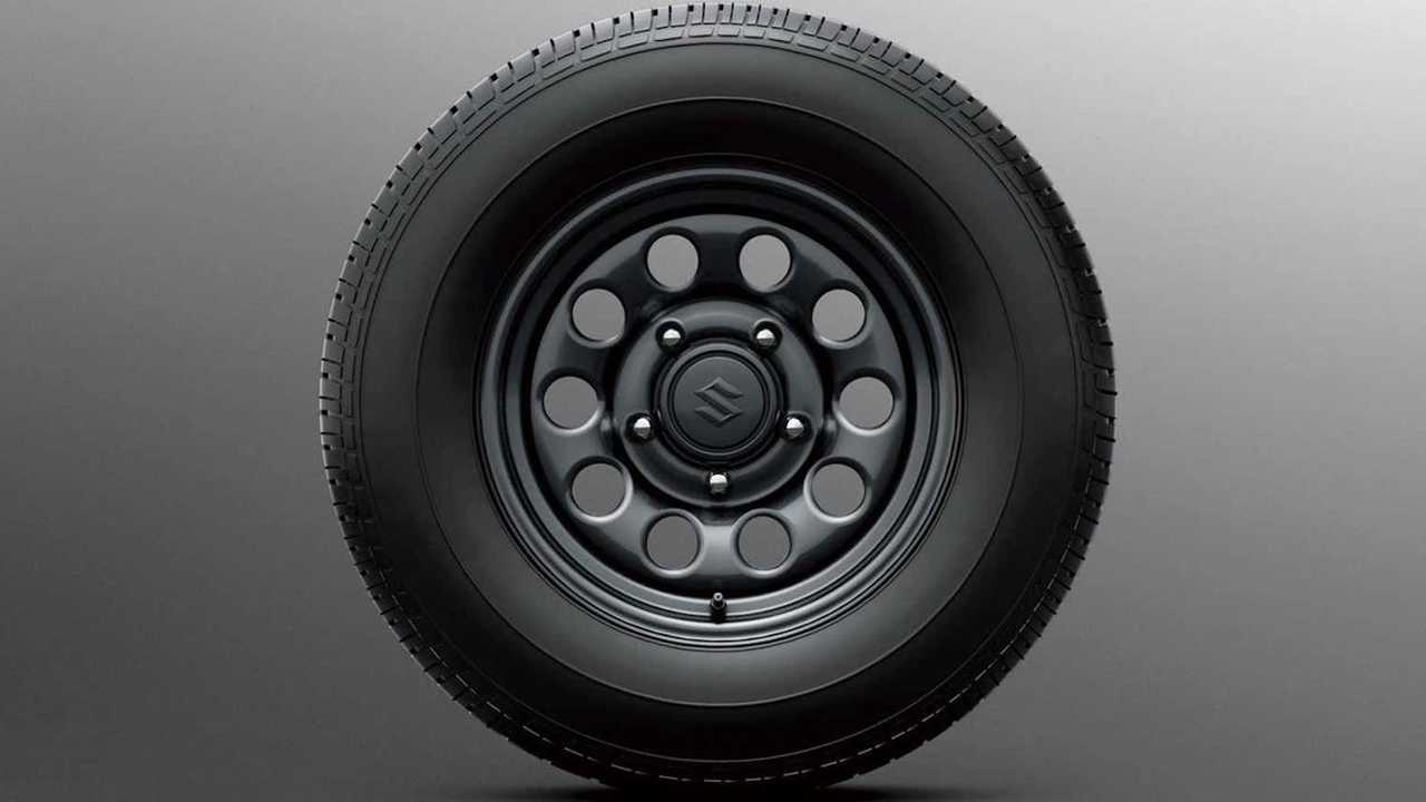 Suzuki Jimny Lite, la versione base della fuoristrada giapponese
