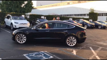 Tesla Model 3, le prime foto della versione di serie