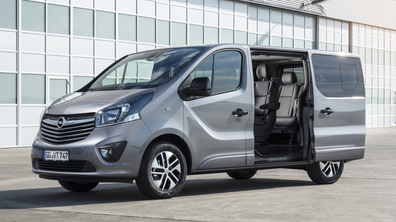 [Copertina] - Opel Vivaro Tourer, people mover in stile tedesco