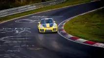 Porsche GT2 RS, il record al Nurburgring