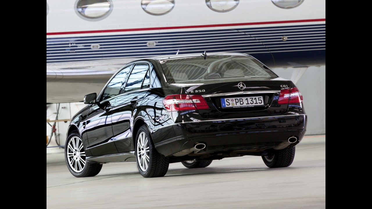 Segurança reforçada: Mercedes-Benz E 500 Guard chega ao Brasil custando a partir de R$ 423.500