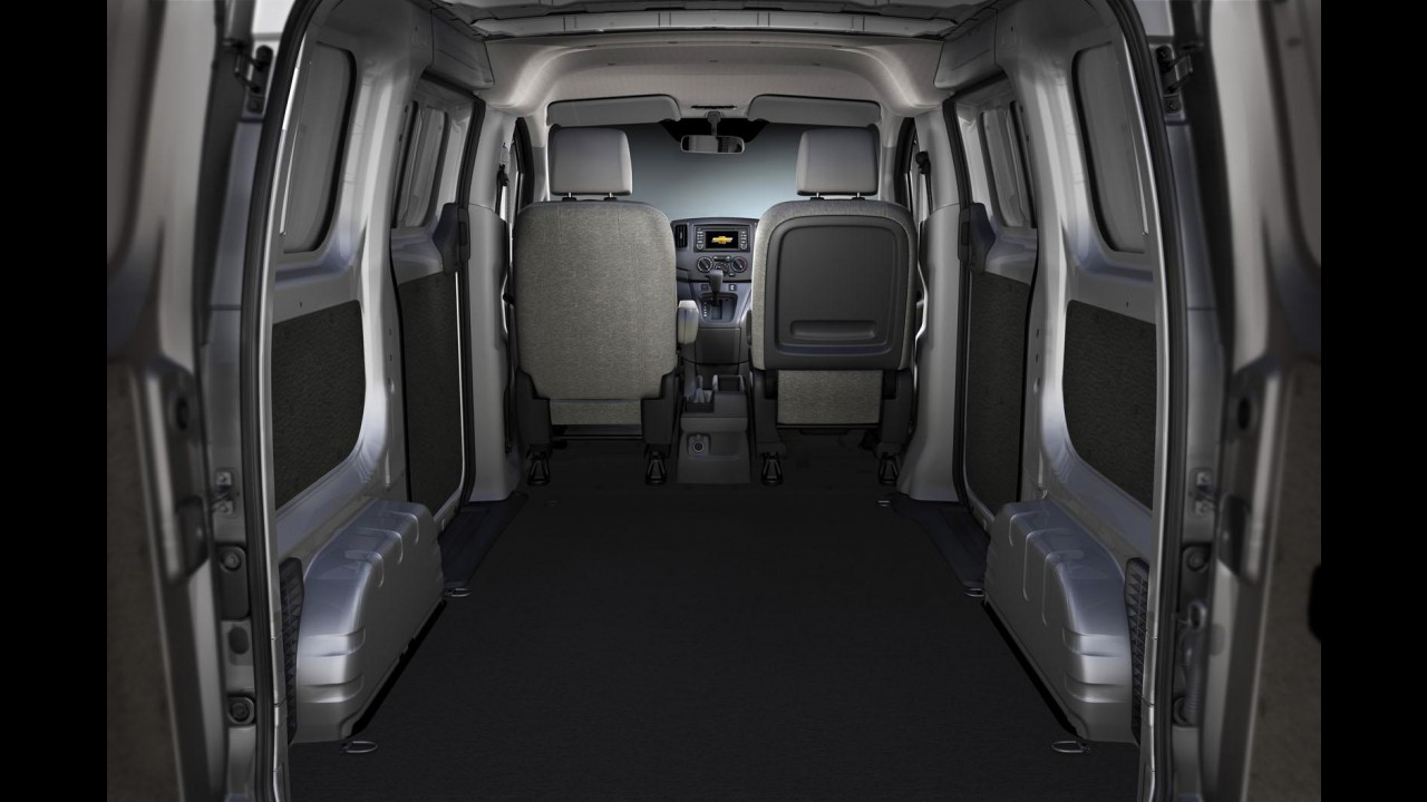EUA: Chevrolet lança van City Express baseada na Nissan NV200