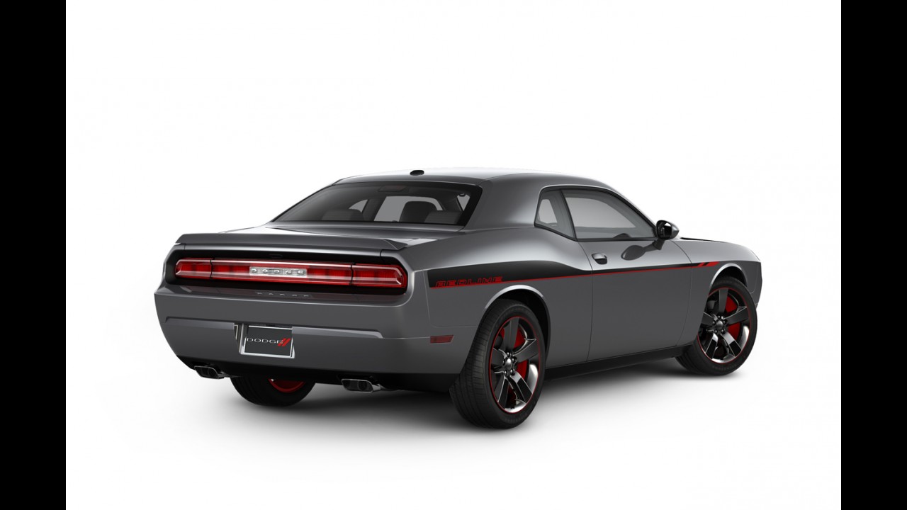 Dodge Challenger R/T Redline 2013 - Revisto e com motor V8, será apresentado em Chicago