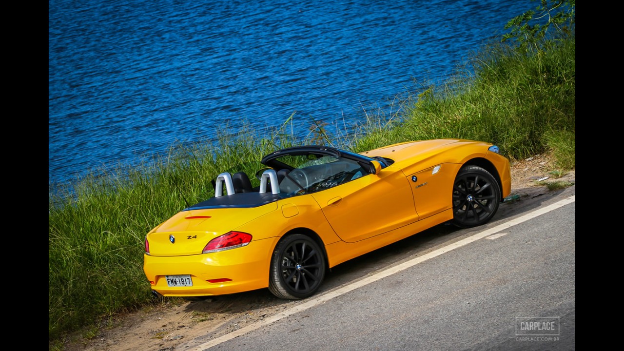 Teste especial de verão Carplace: BMW Z4 20i Pure Impulse - Na cor da estação