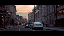 Porsche 919 Hybrid and Panamera 4 E-Hybrid cruise London