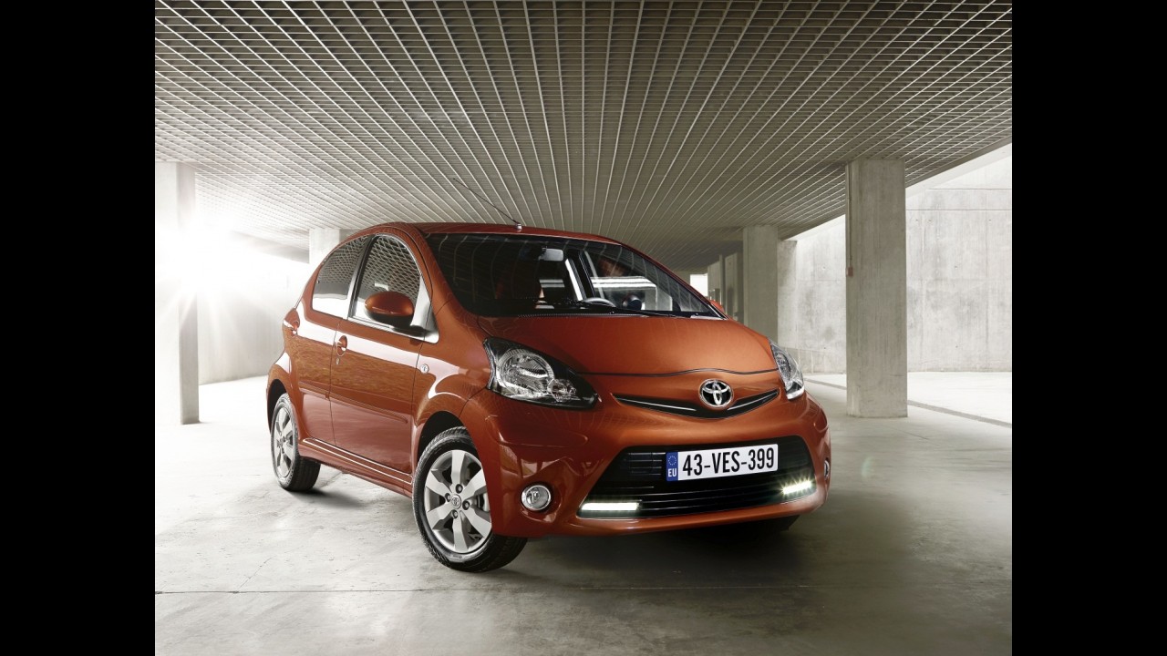 Citroën e Toyota mostram primeiros detalhes dos compactos C1 e Aygo reestilizados