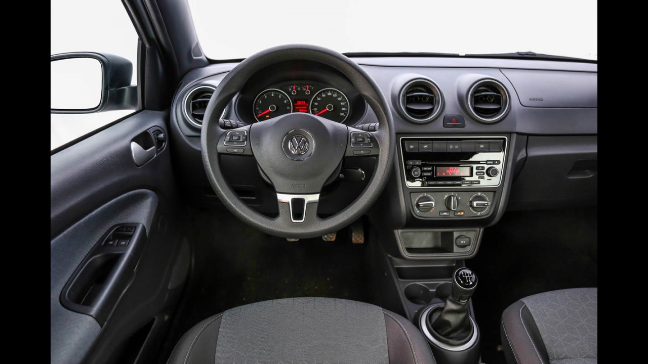 Teste CARPLACE: Gol Track segue trilha aberta pelo Uno Way. Quem leva a melhor?
