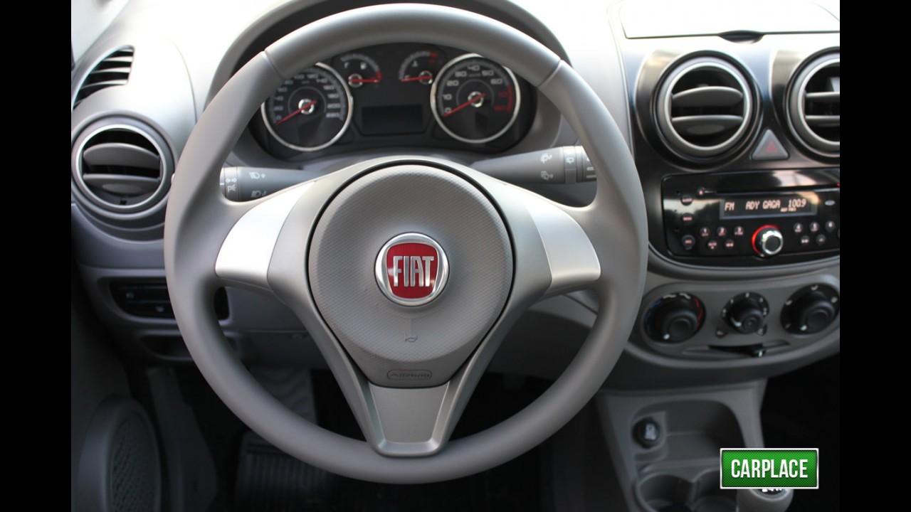 Garagem CARPLACE: Detalhes do acabamento interno do Novo Palio Attractive 1.0