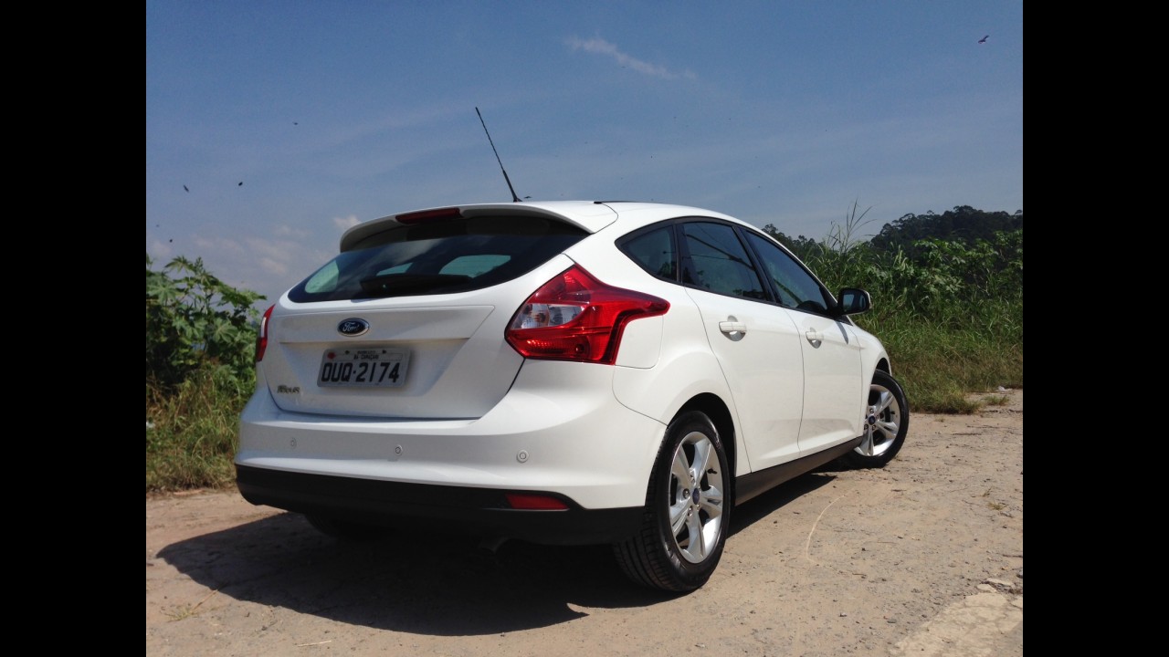 Garagem CARPLACE #1: Focus hatch começa pela versão SE 1.6 manual