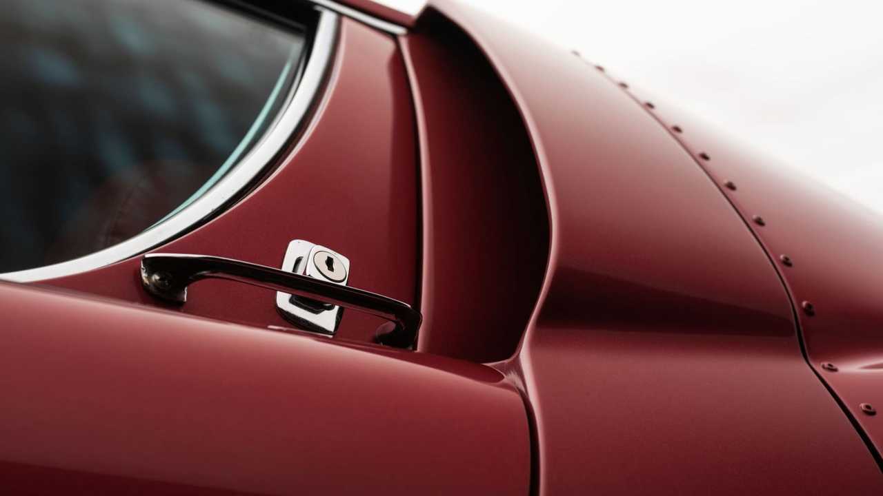 Lamborghini Miura SVJ