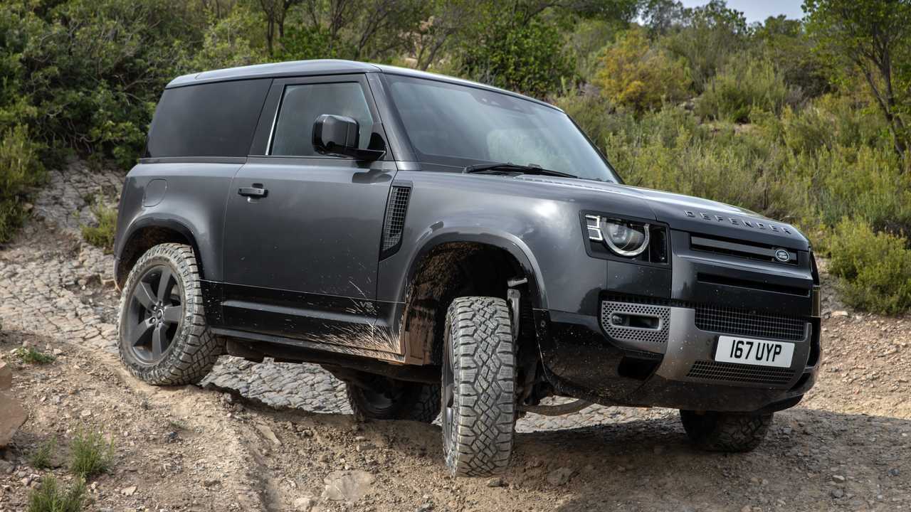 Land Rover Defender 90 V8, la prova