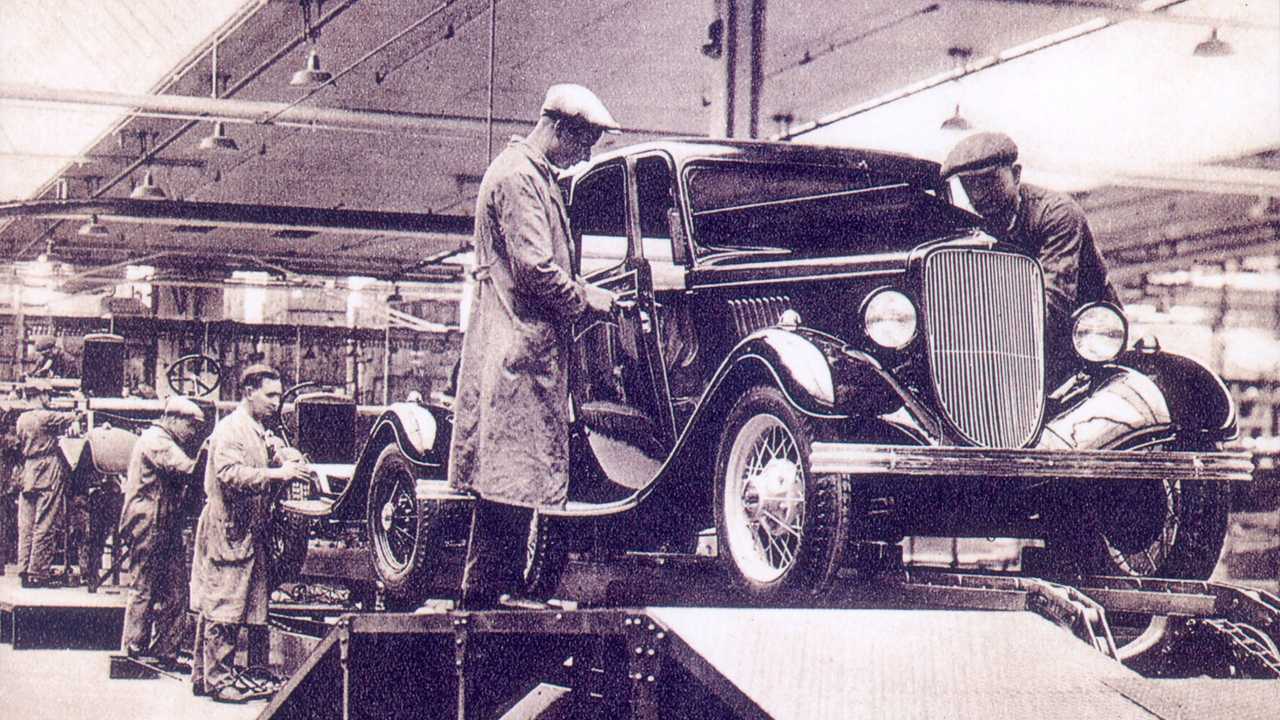Lo stabilimento Ford di Colonia
