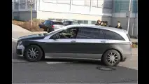 Erwischt: Mercedes R