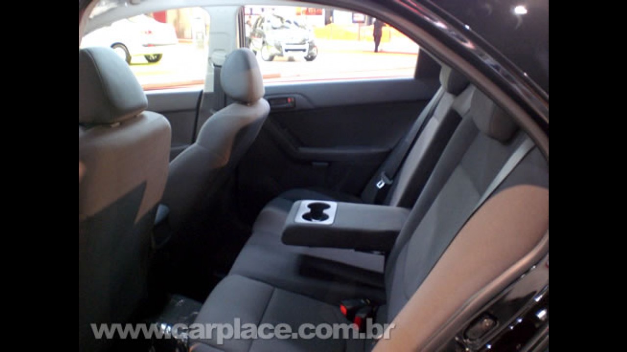 Salão do Automóvel 2008 - Novo Kia Cerato chega em 2009 e pode ser Flex