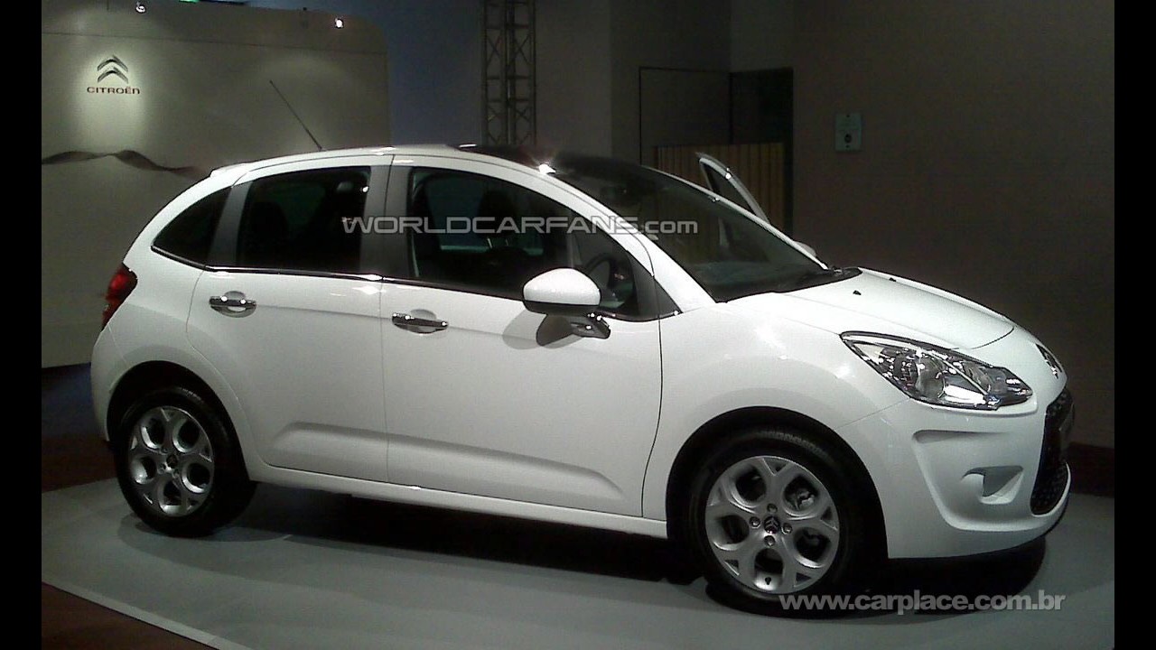Vazou!!! Novo Citroën C3 2010 é fotografado sem disfarces em evento para revendedores