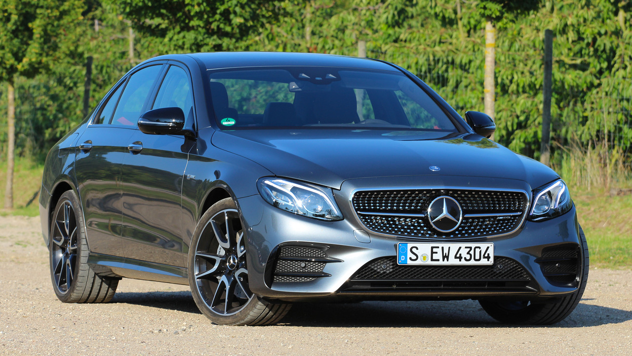 2017 Mercedes Amg E43 Review Motor1 Com Photos