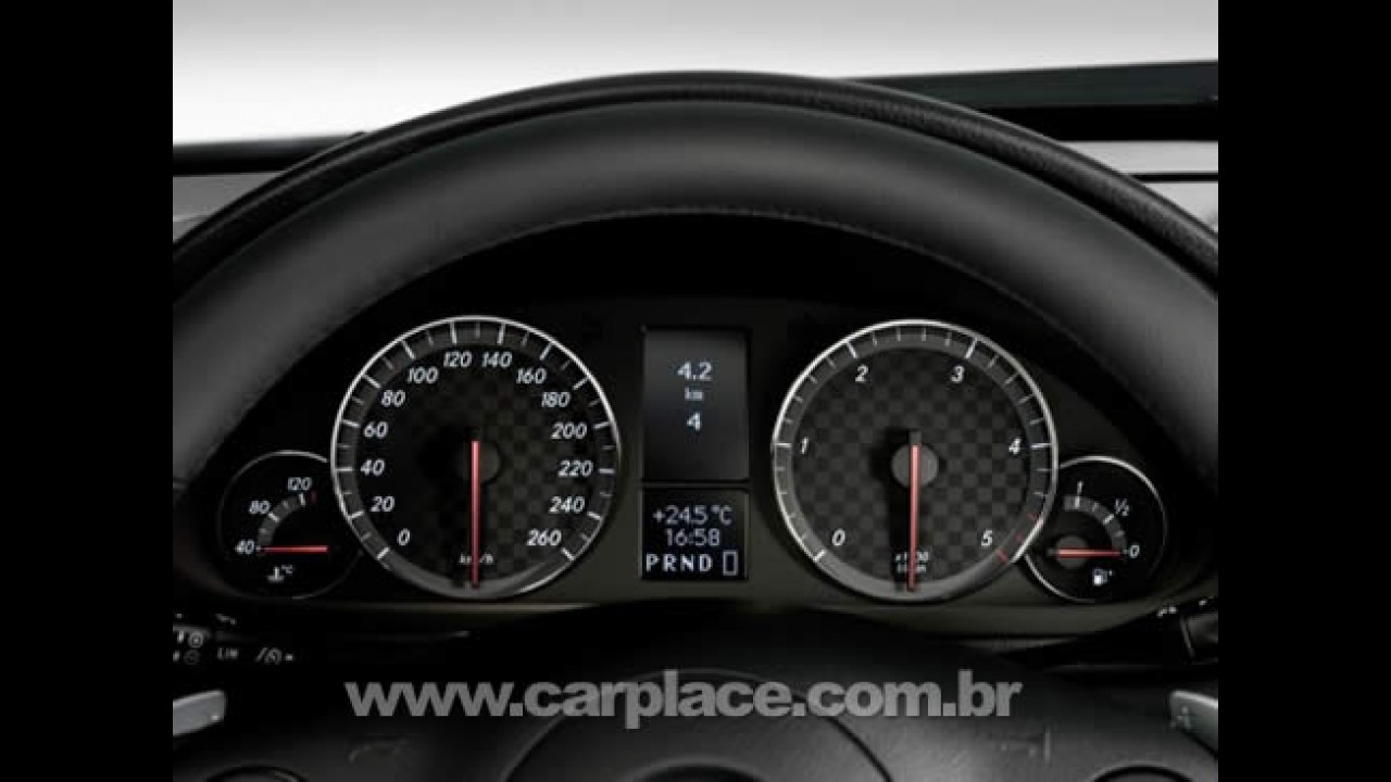 Mercedes apresenta novo Coupe CLC 2009 fabricado no Brasil