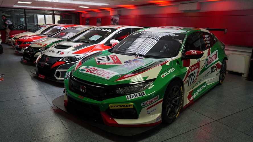 Así se convierte el Honda Civic Type R en un coche de carreras del TCR