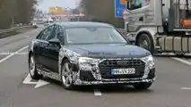 Audi A8 Restyling, le prime foto spia