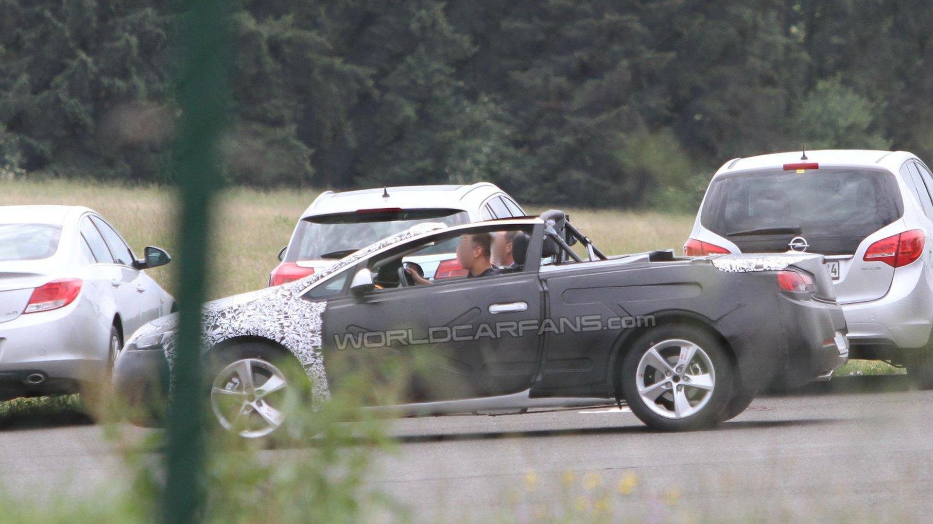 13 Opel Astra Cabrio Spied Top Down