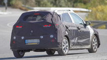 2016 Hyundai i20 Active/Cross (Euro-spec) spy photo
