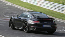 2016 Porsche 911 facelift spy photo