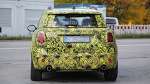 2017 MINI Countryman spy photo