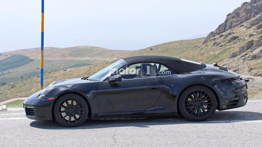 Yeni Porsche 911 Convertible casus fotoğraflar