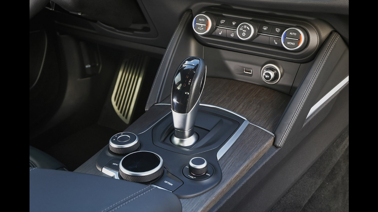 Alfa Romeo Stelvio 2 0 Turbo 280 Cv La Prova 4 Di 100