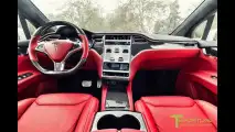 Interni in stile Bentley per la Tesla Model X