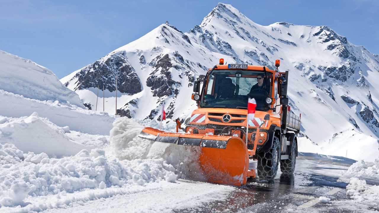 Mercedes-Benz Unimog