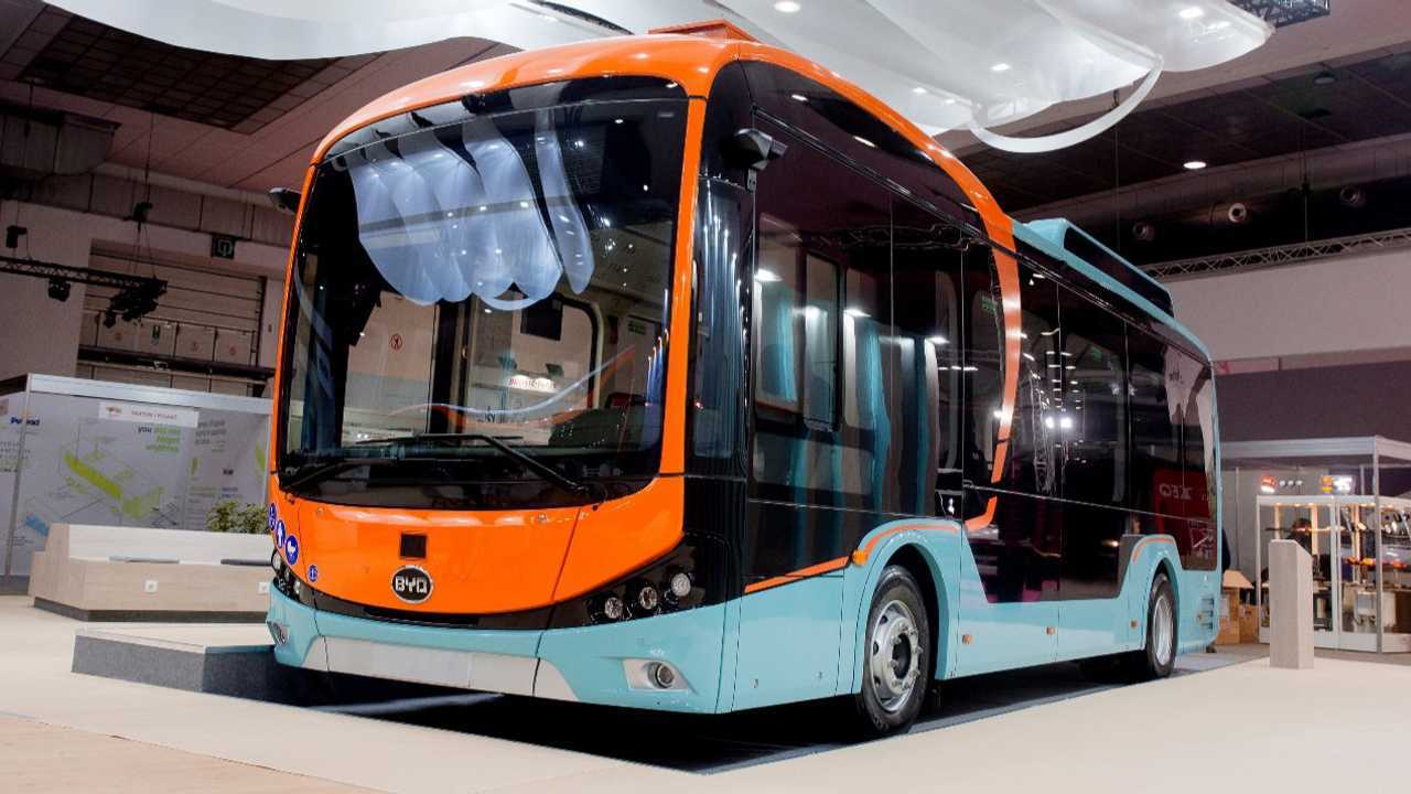 BYD 8.7m midi-bus