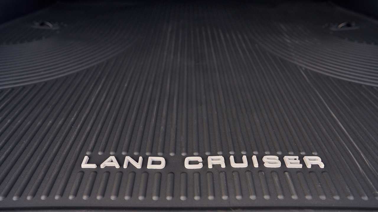 Toyota Land Cruiser Heritage Edition 2020
