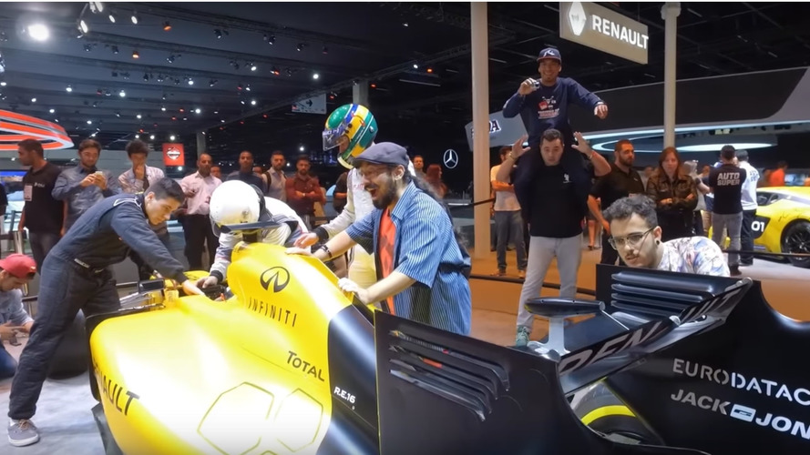 Mannequin Challenge - Salão do Automóvel de São Paulo