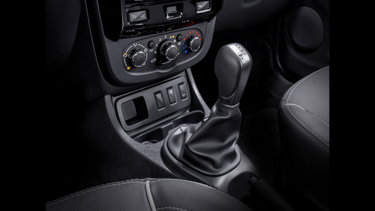 Duster e Duster Oroch 2017: direção elétrica, regeneração de energia e câmbio automático na picape