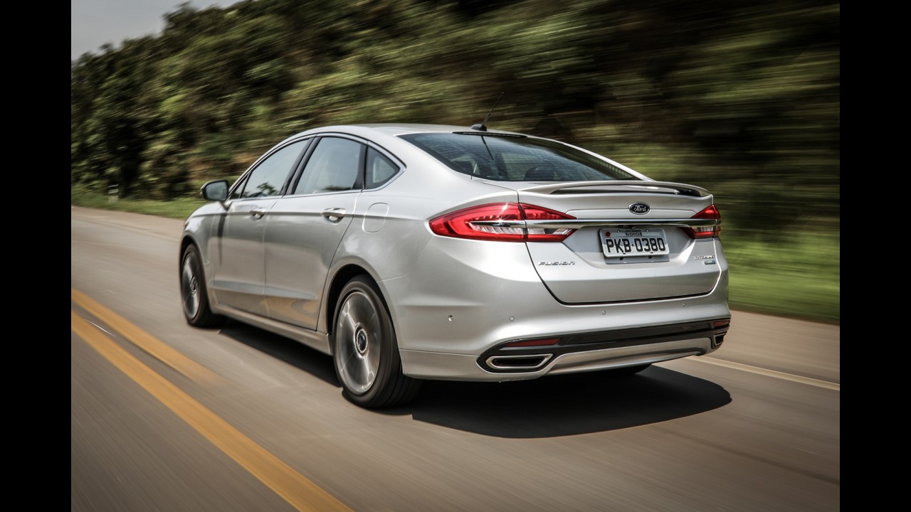 Teste CARPLACE: Ford Fusion 2017 evolui para manter o absolutismo