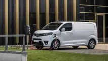 Toyota PROACE Electric charging