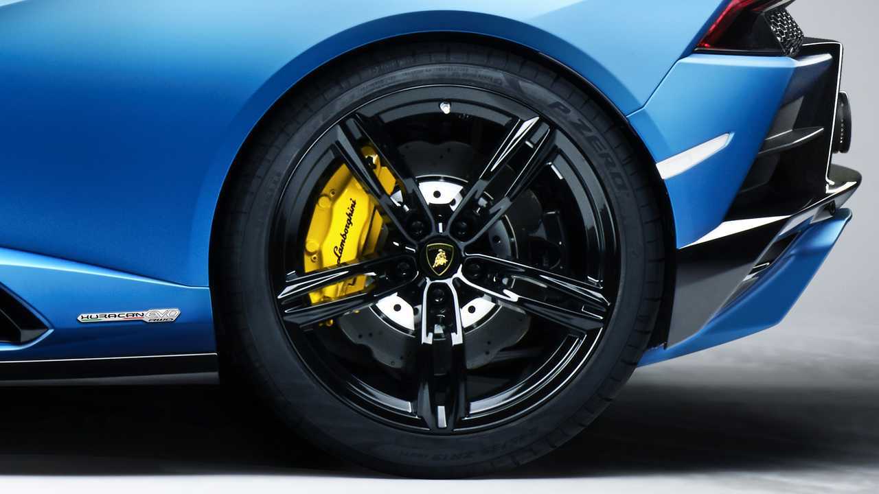 Lamborghini Huracan EVO RWD Spyder