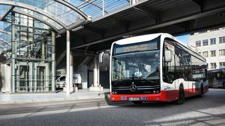 hamburg to order up to 530 electric buses