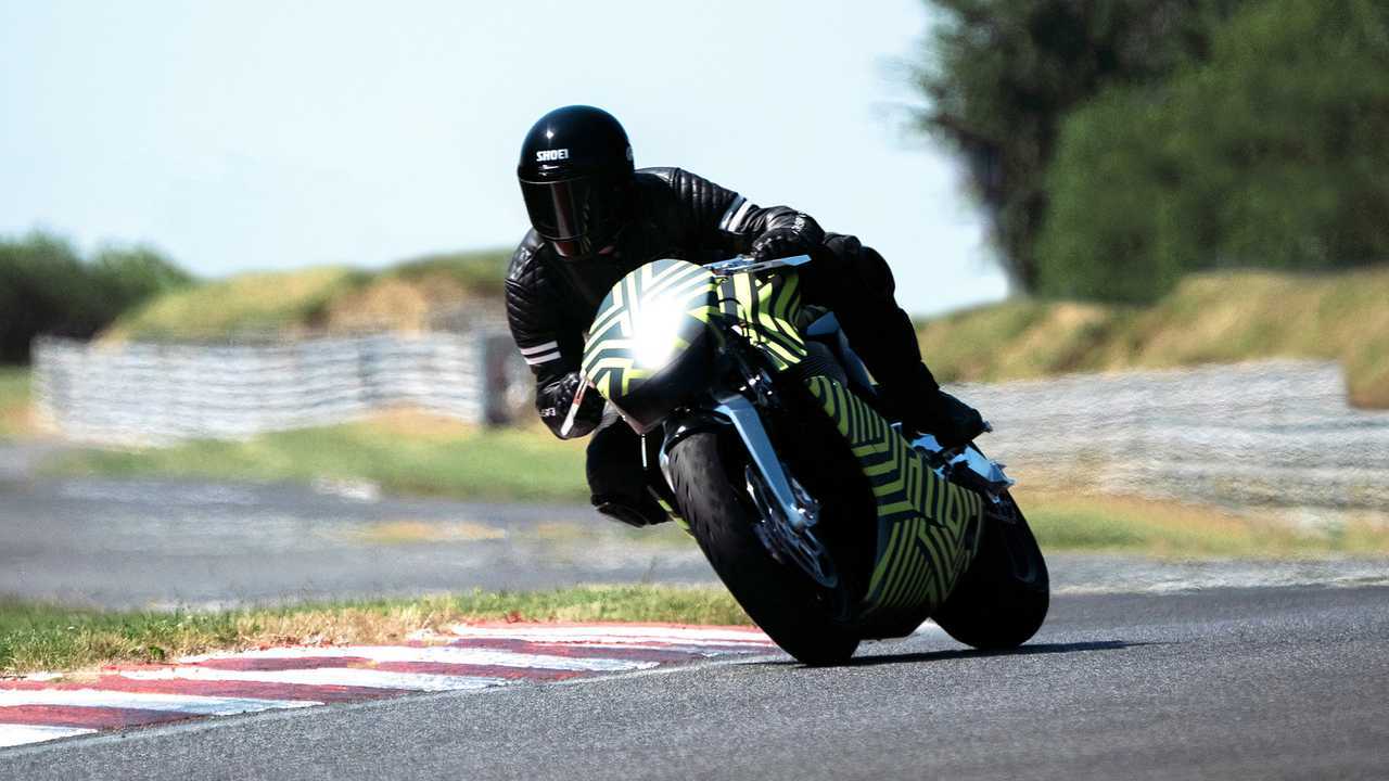 Moto Aston Martin AMB 001 2020