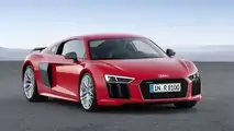 Audi R8 2015 vs. 2019 Side-by-Side