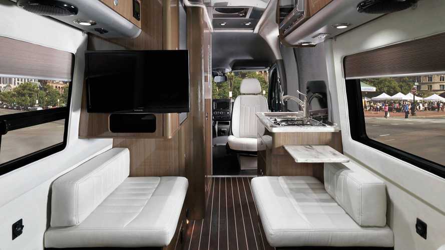 Airstream Interstate Nineteen