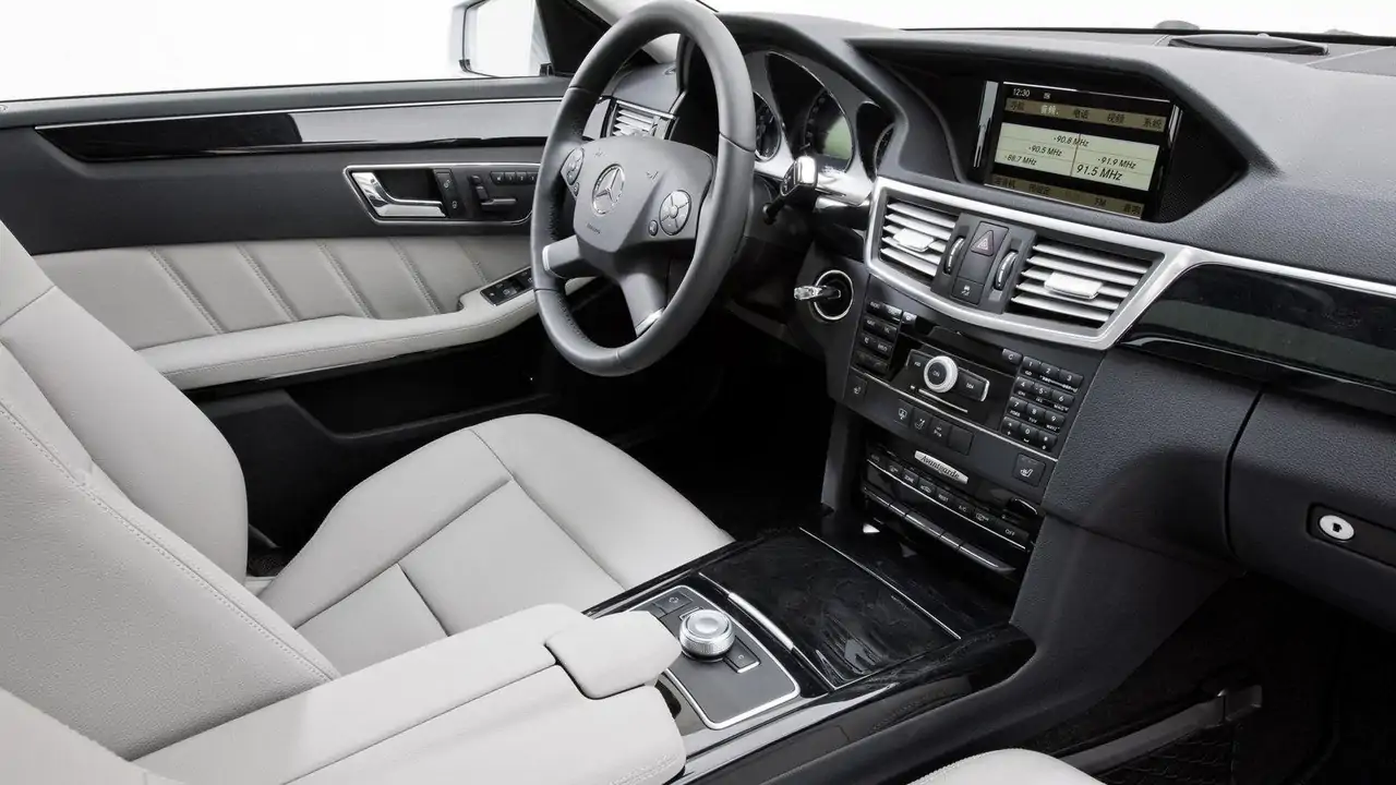 Mercedes E 300 L Long Wheelbase Revealed In Beijing