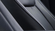 2011 Chrysler 300 teaser images - 11.22.2010