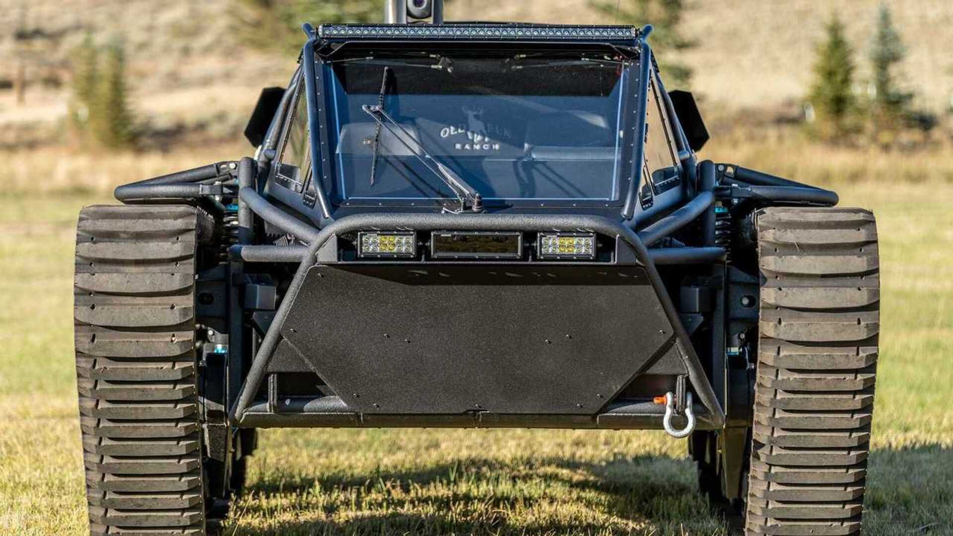Descubre el Ripsaw EV3F4, un lujoso tanque con 800 CV
