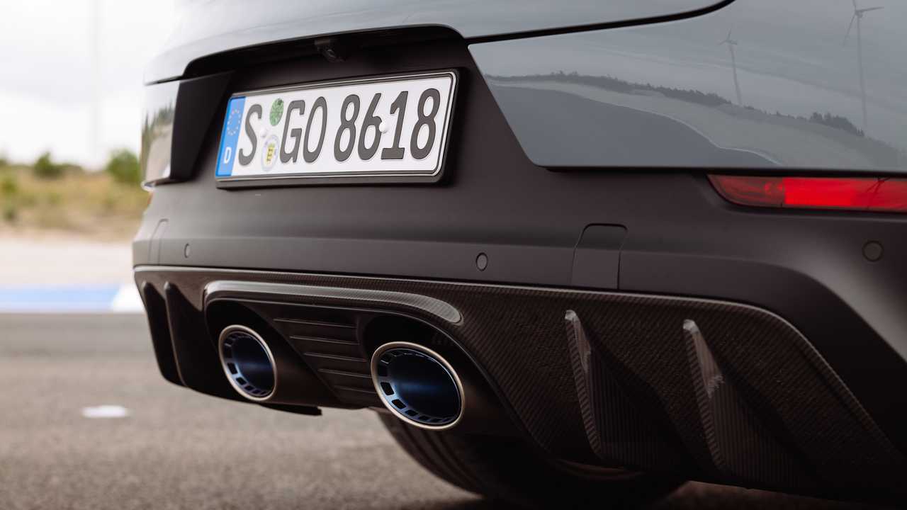 Porsche Cayenne Turbo GT, la prova in pista