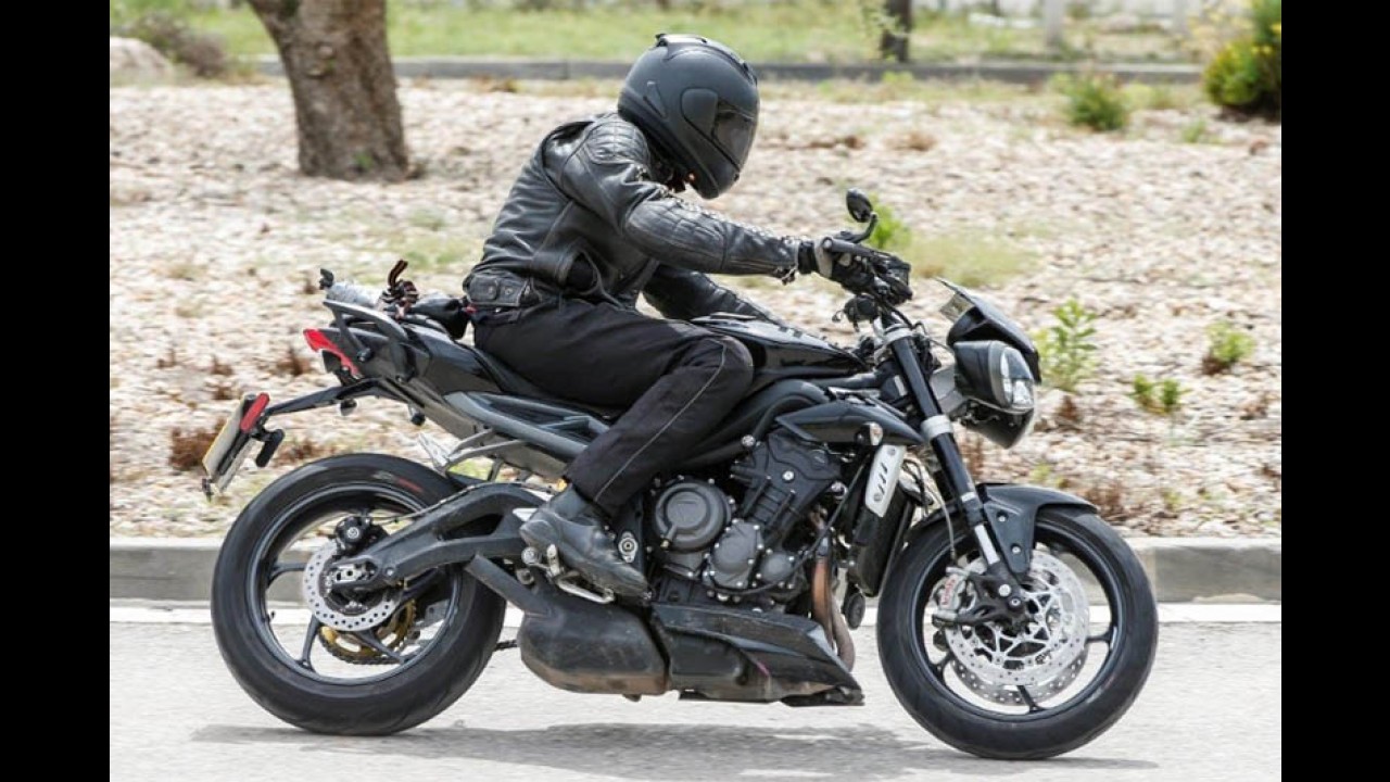 Flagra! Esta é a nova Triumph Street Triple 800, que substituirá a 675