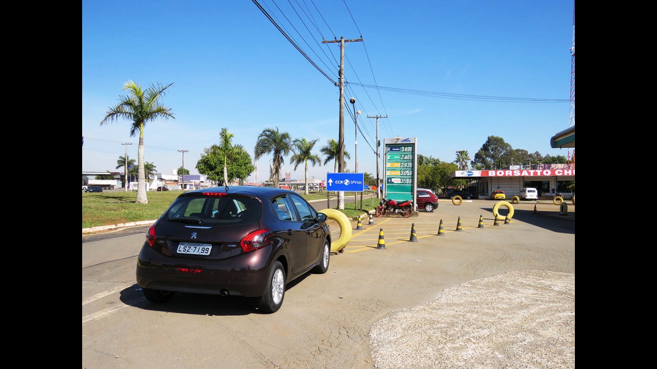 Teste CARPLACE: Peugeot 208 1.2 PureTech em busca dos 20 km/l